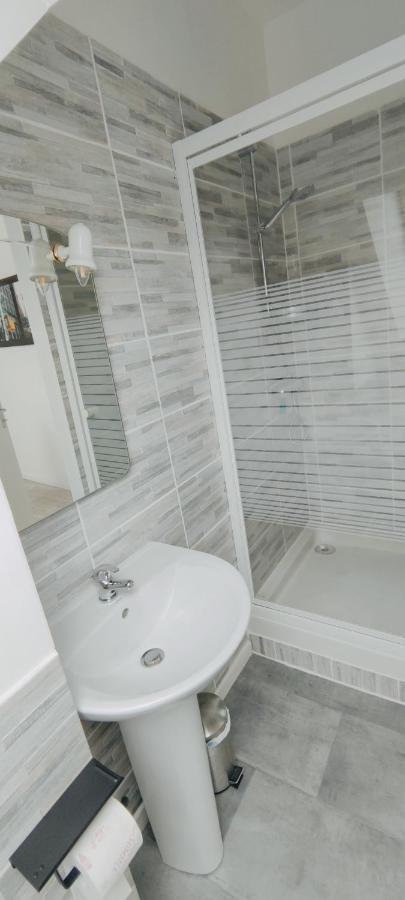 Chaleureuse Petite Maison De Bourg Beaumont-sur-Sarthe Экстерьер фото